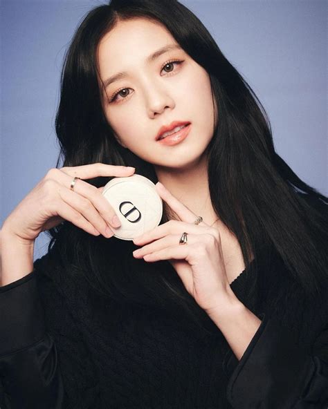 blackpink jisoo dior.